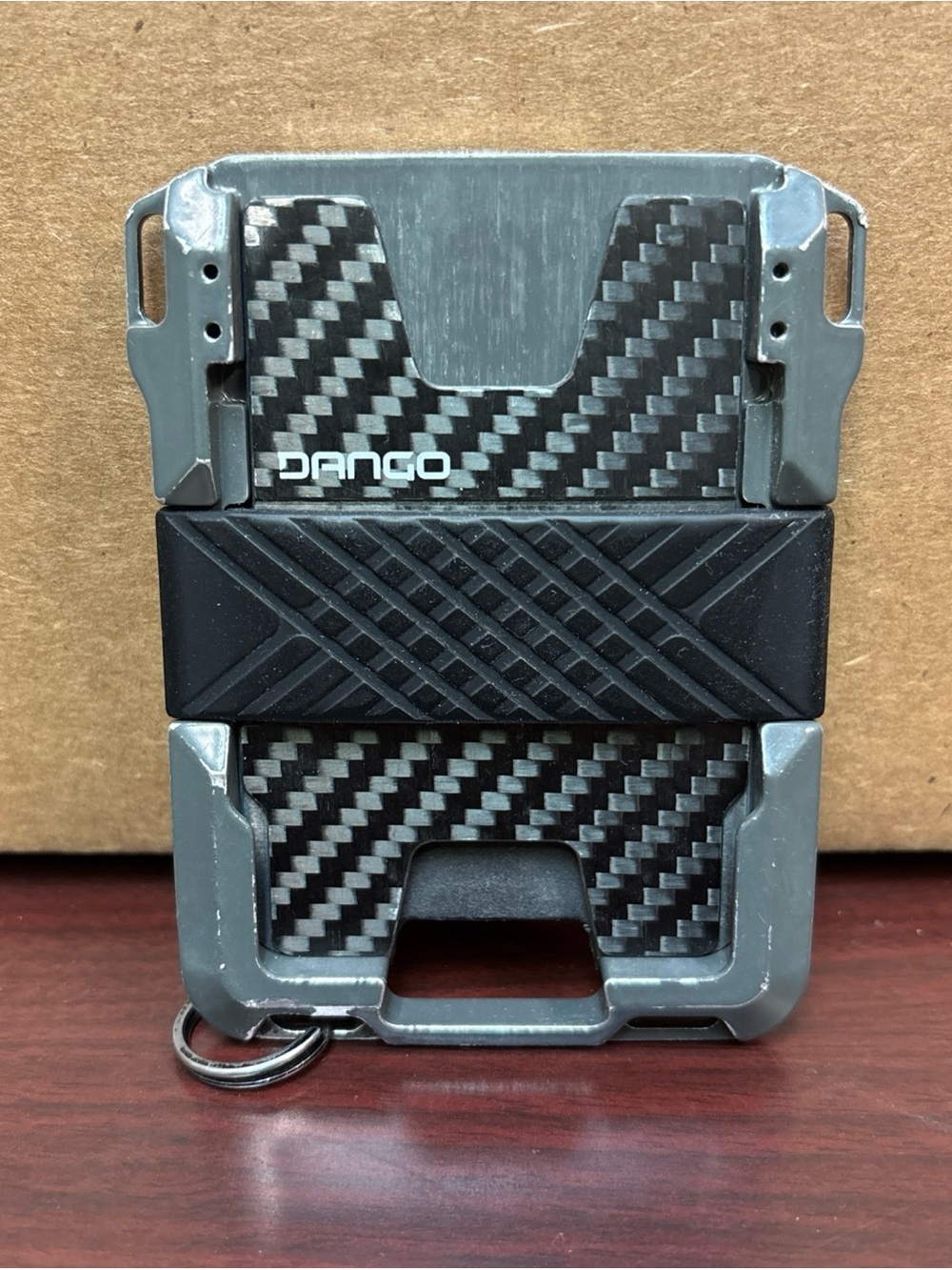 DANGO M1 Maverick R-Spec Black Carbon Fiber Wallet Slim Minimalist Men’s